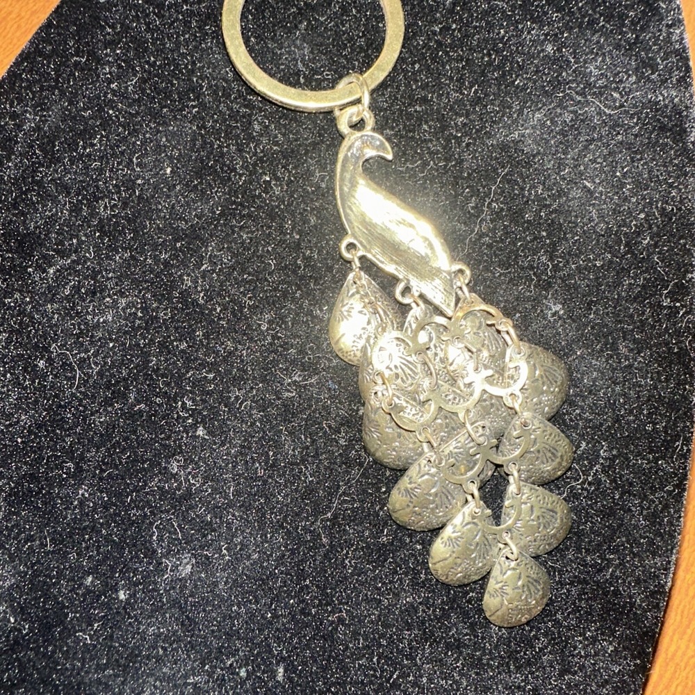 Peacock Key Chain - Picture 5 of 5